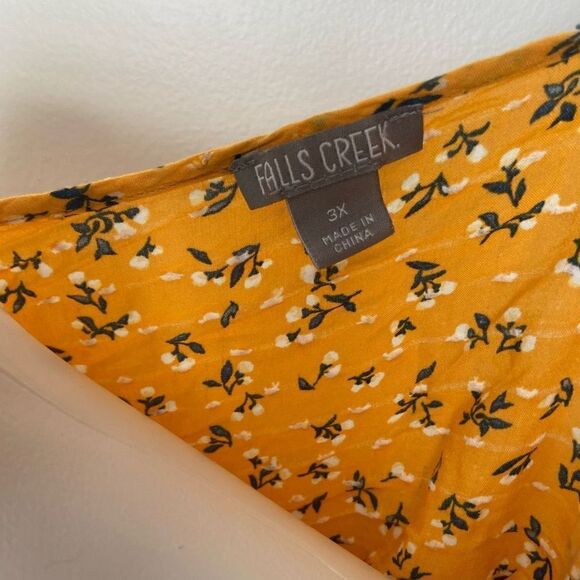 Falls Creek Boho Ruffle Blouse - Picture 3 of 8